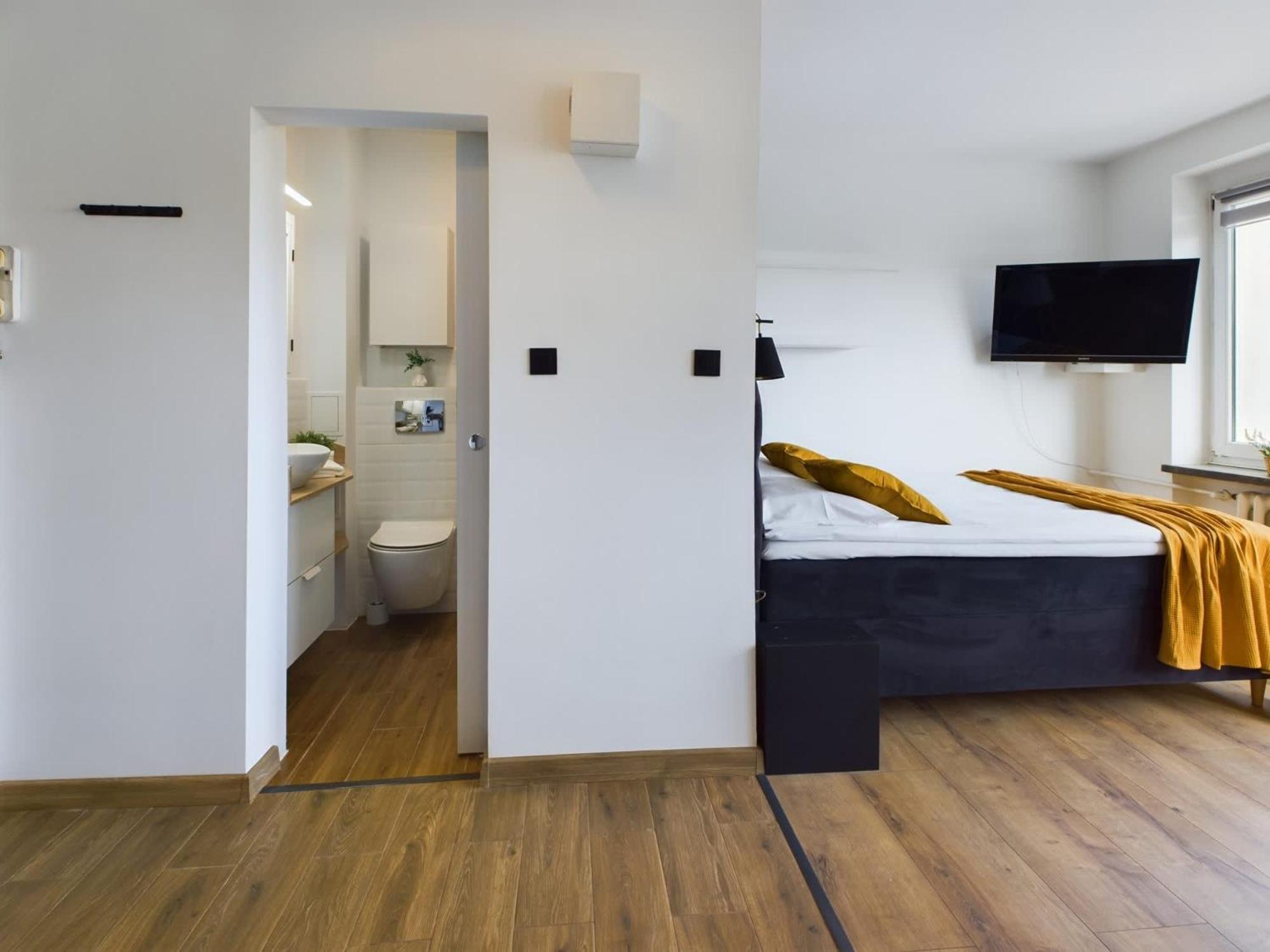 Apartament Bright In Downtown By Renters