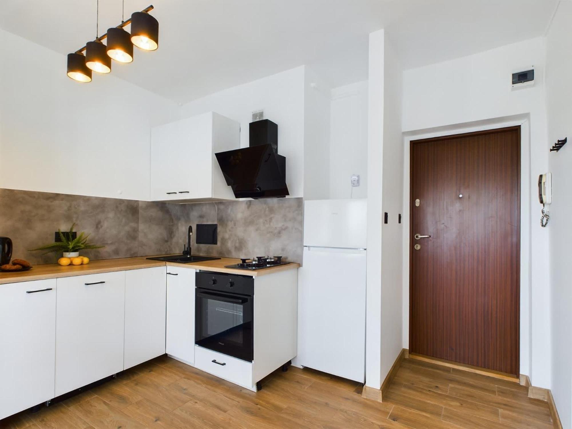 Apartament Bright In Downtown By Renters *
