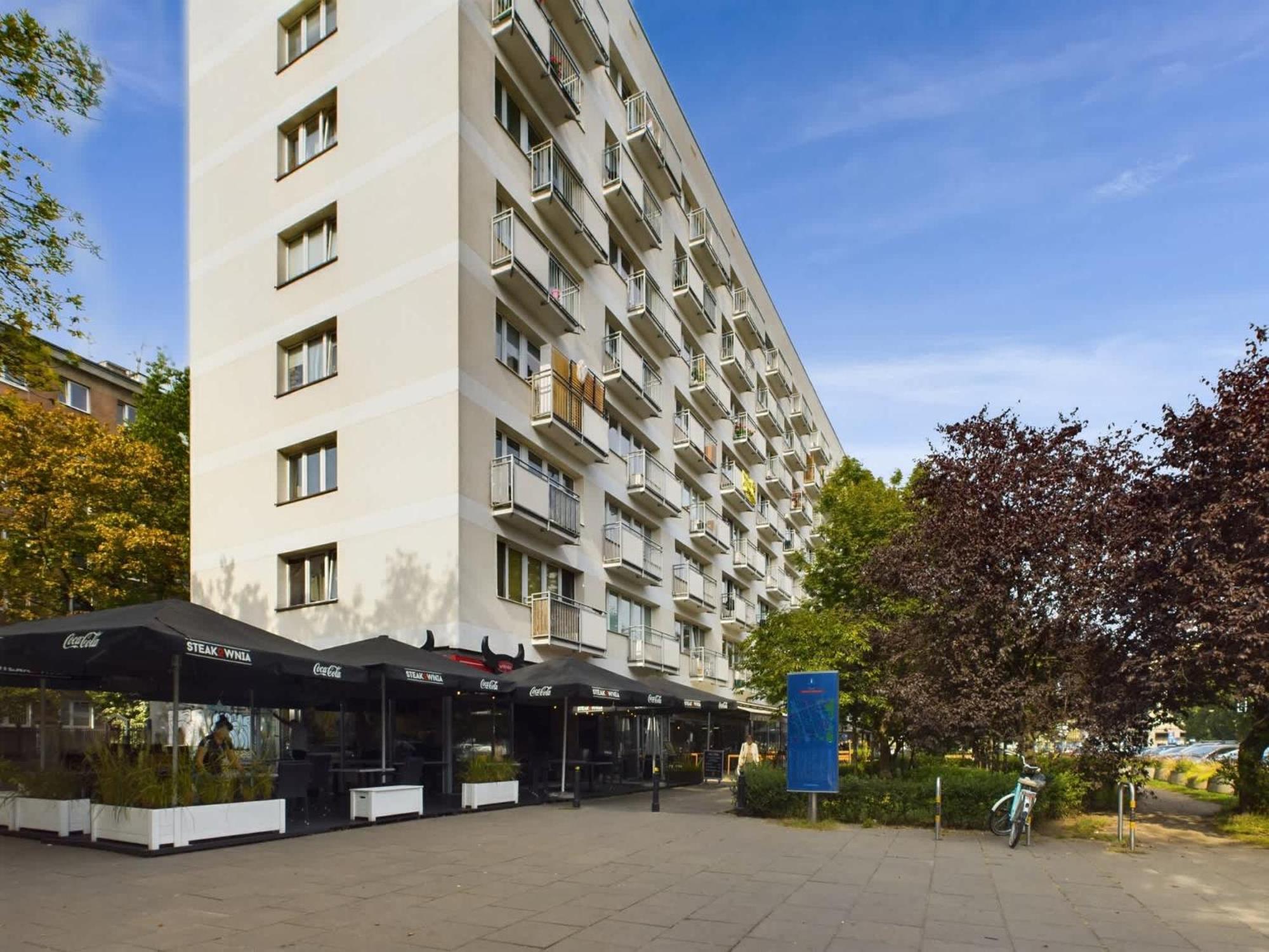 Bright In Downtown By Renters Warszawa